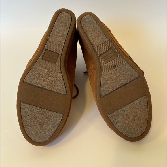 Toms Wedge Booties, Size 5 - Picture 6 of 6